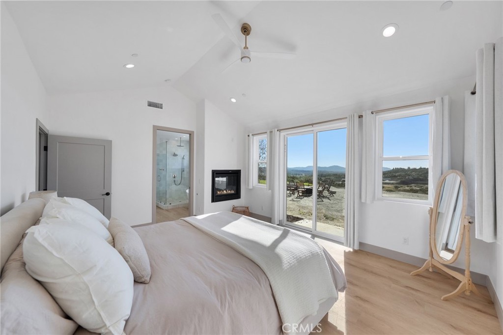 41950 Calle La Escondida