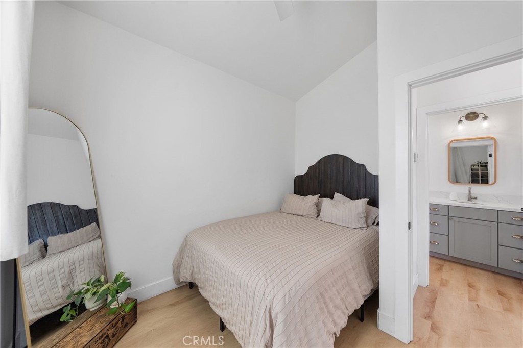 41950 Calle La Escondida