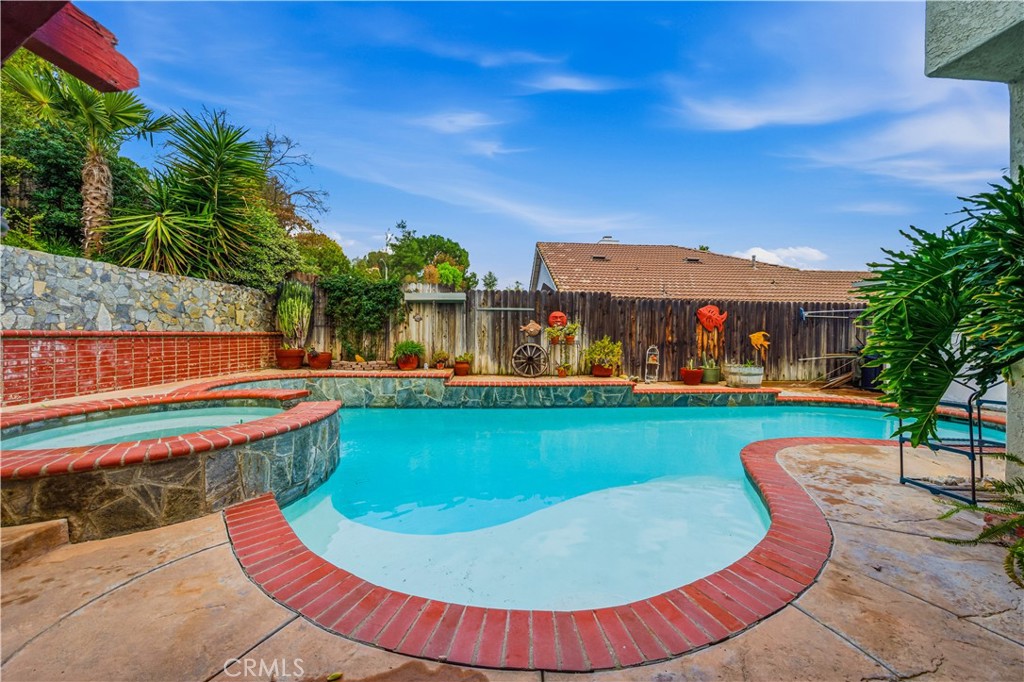 29786 Via Puesta Del Sol