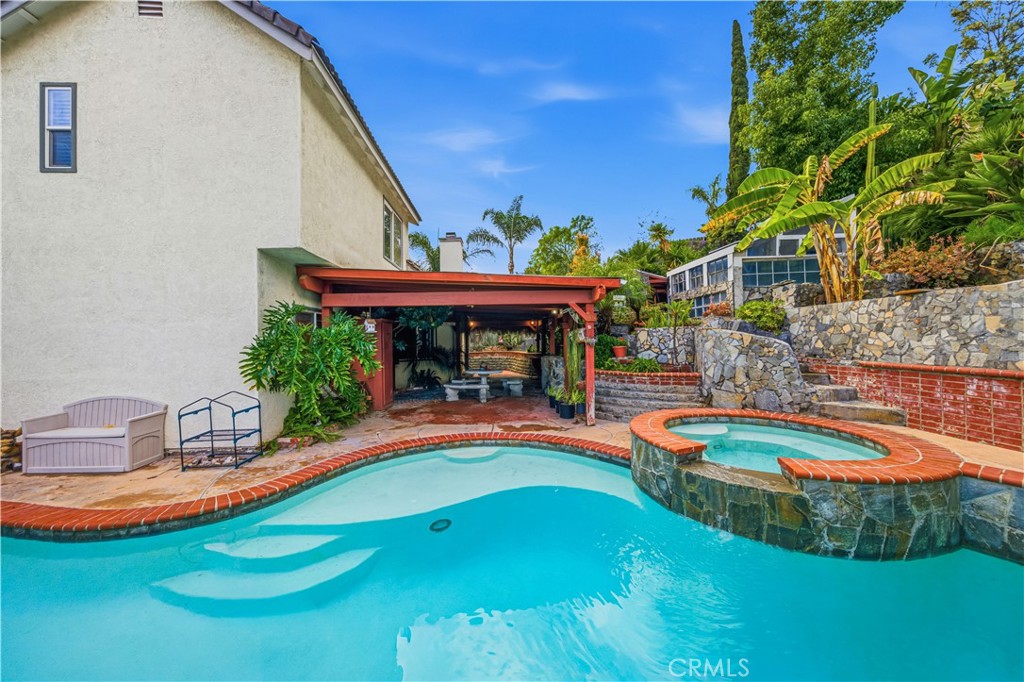 29786 Via Puesta Del Sol