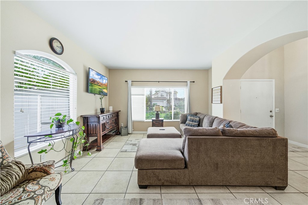 29786 Via Puesta Del Sol