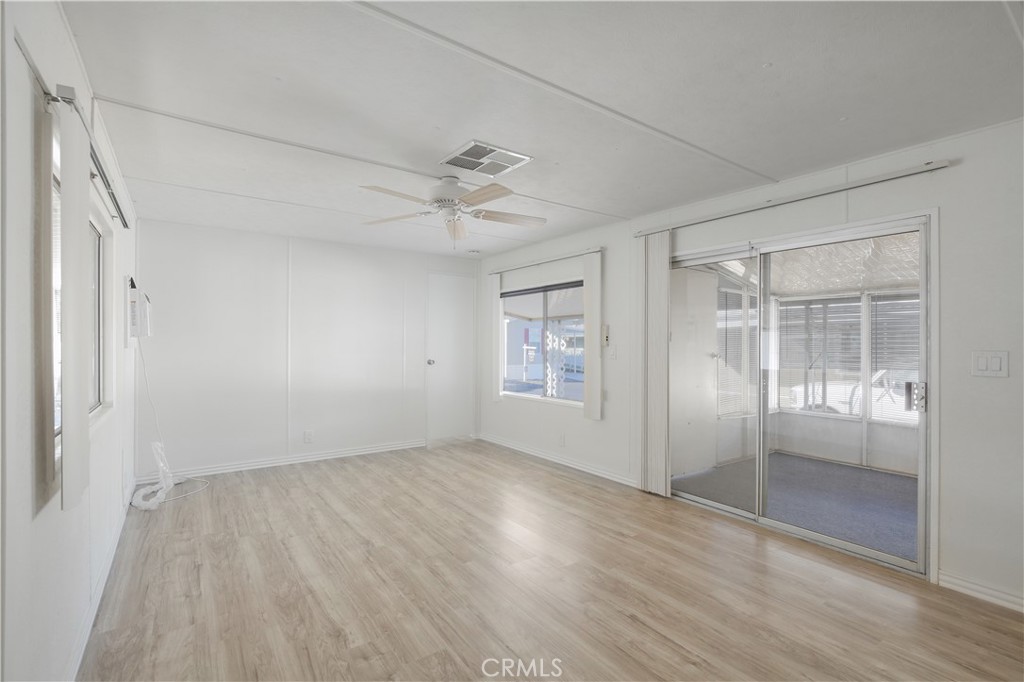 725 W Thornton 41