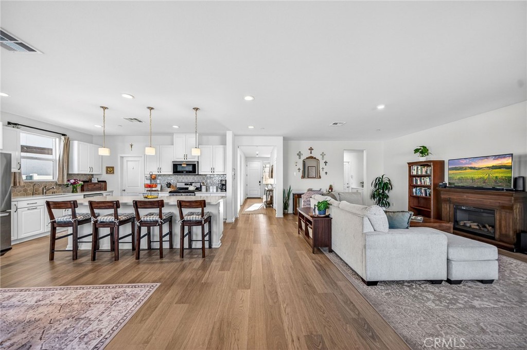 36316 Beacon Light Way