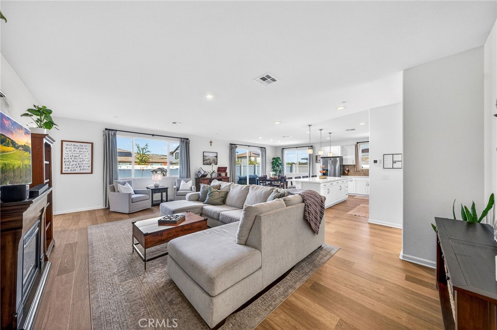 36316 Beacon Light Way