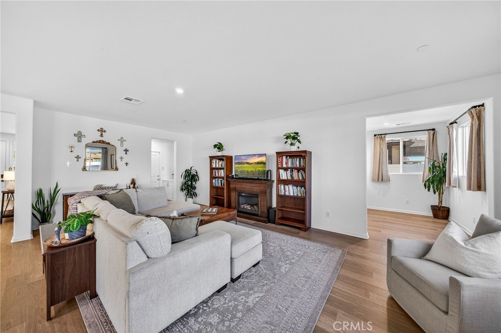 36316 Beacon Light Way