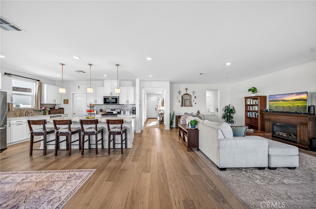 36316 Beacon Light Way