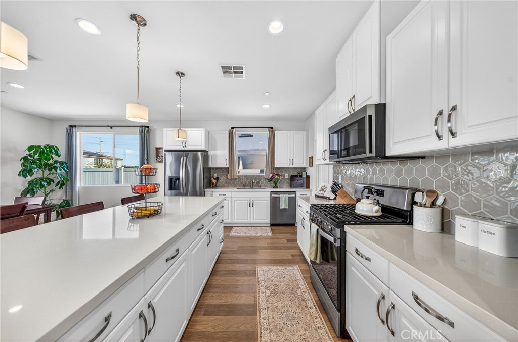 36316 Beacon Light Way