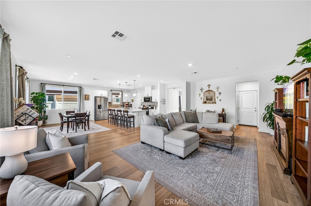 36316 Beacon Light Way