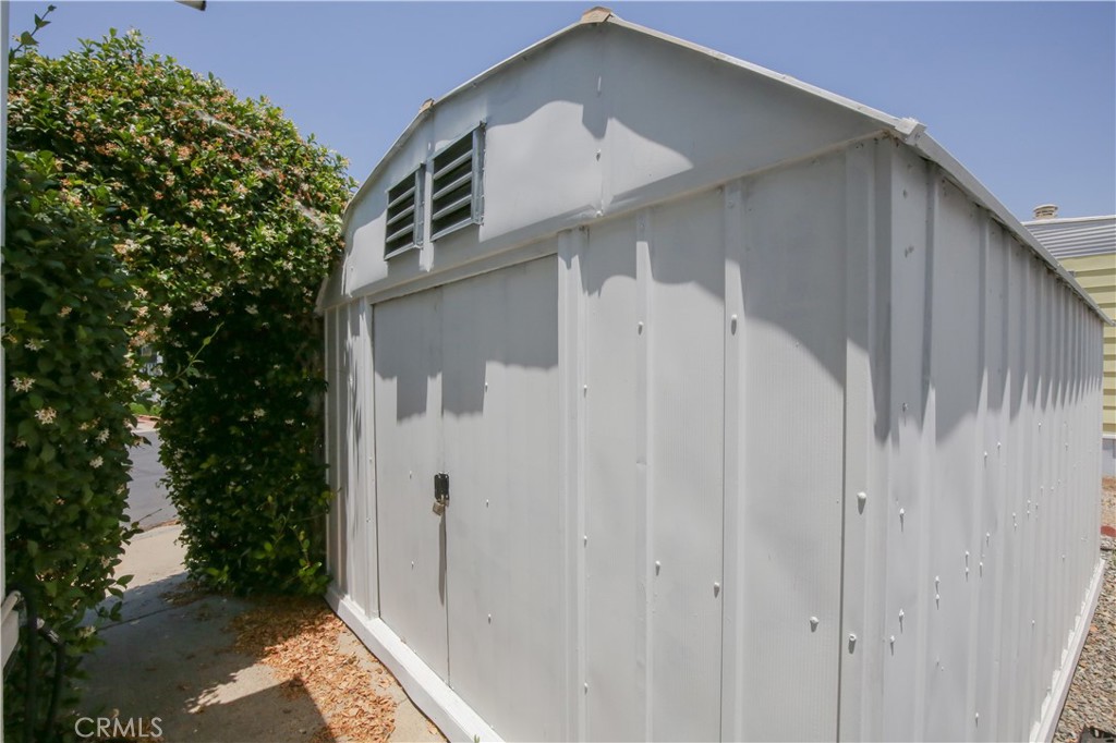 1499 Old Mountain Avenue 28