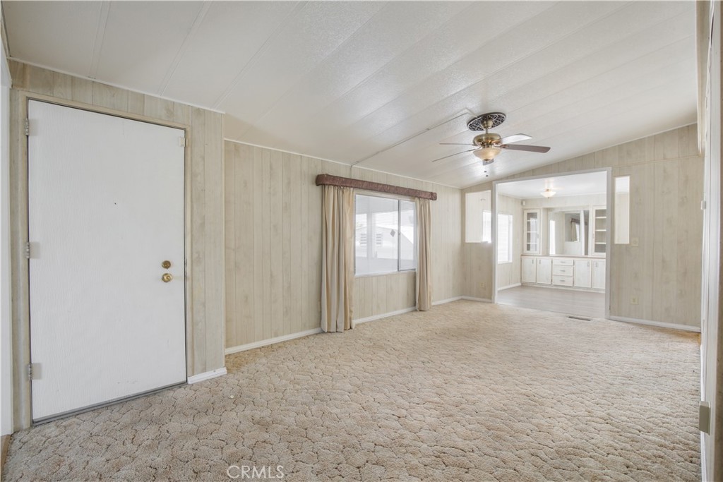 1499 Old Mountain Avenue 28