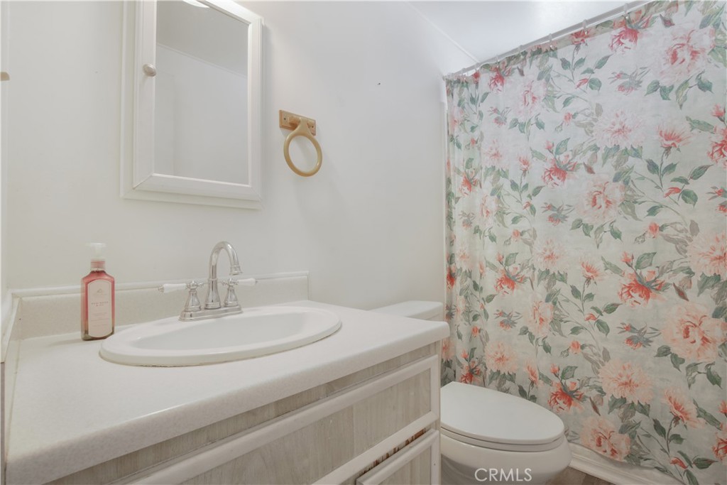 1499 Old Mountain Avenue 28