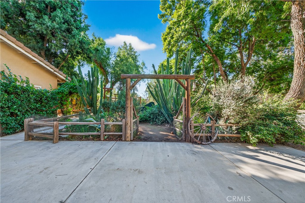 31625 Ano Crest Road