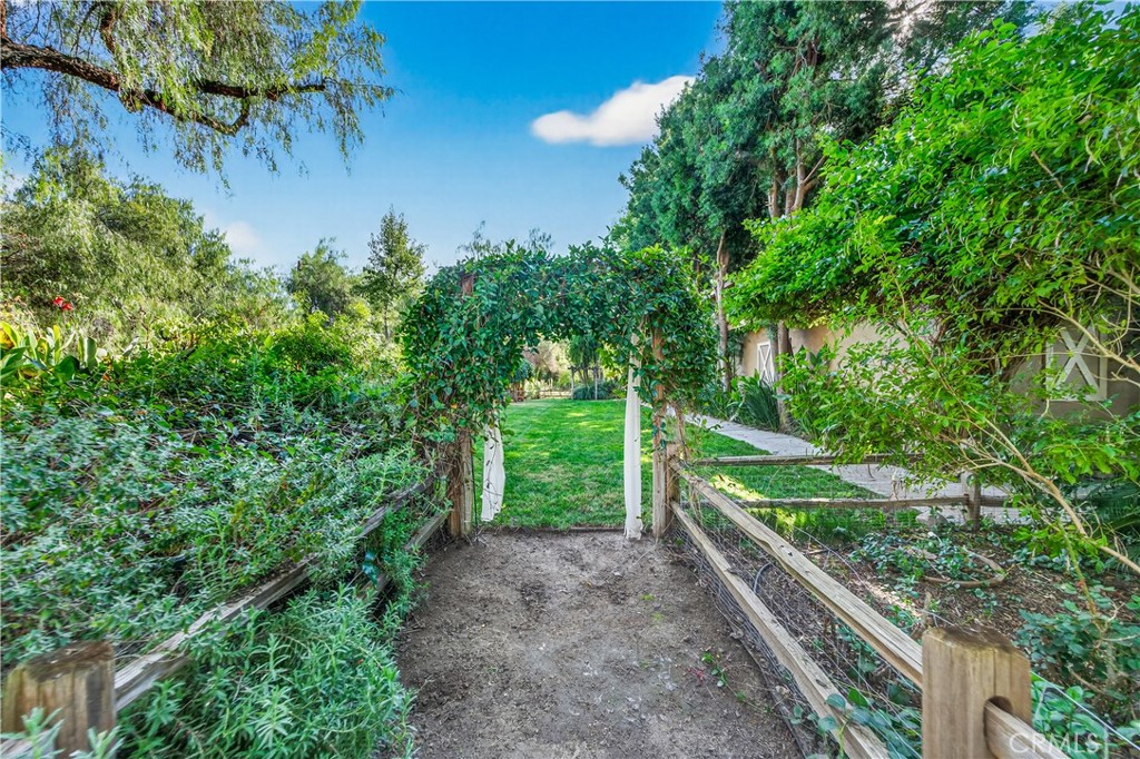 31625 Ano Crest Road