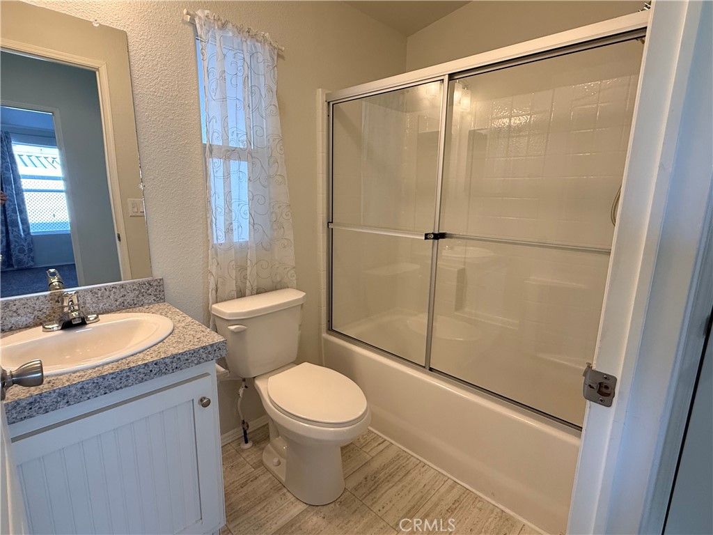 4400 W Florida 215