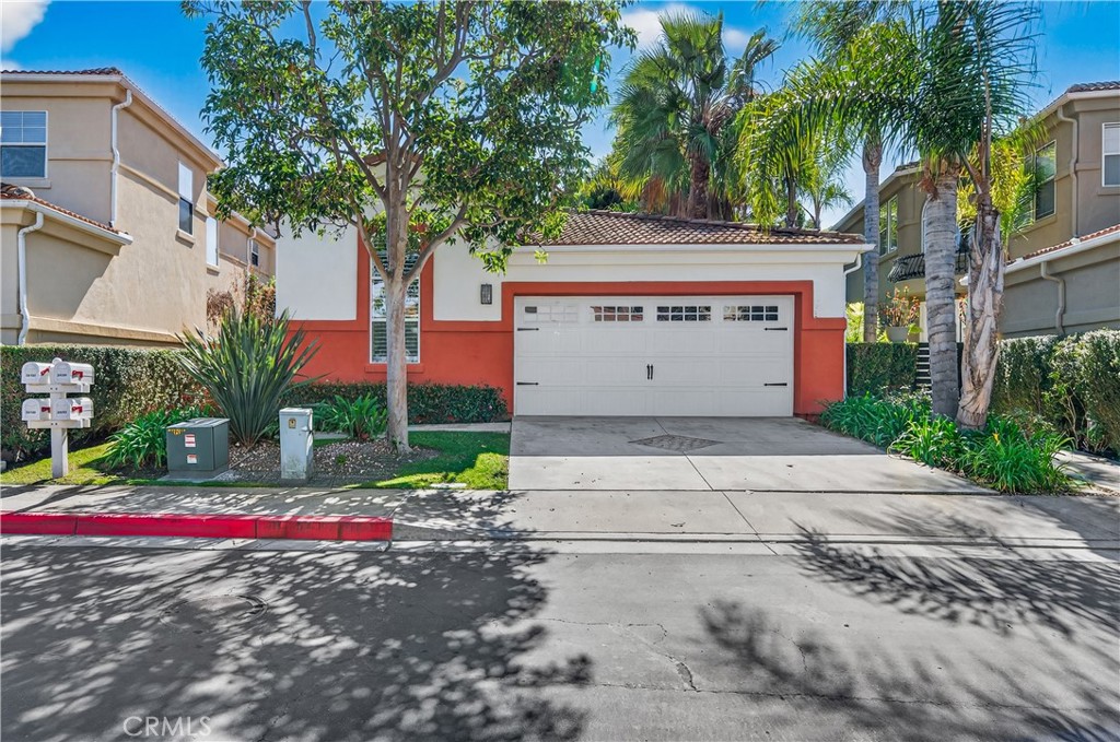 28096 Paseo Hacienda