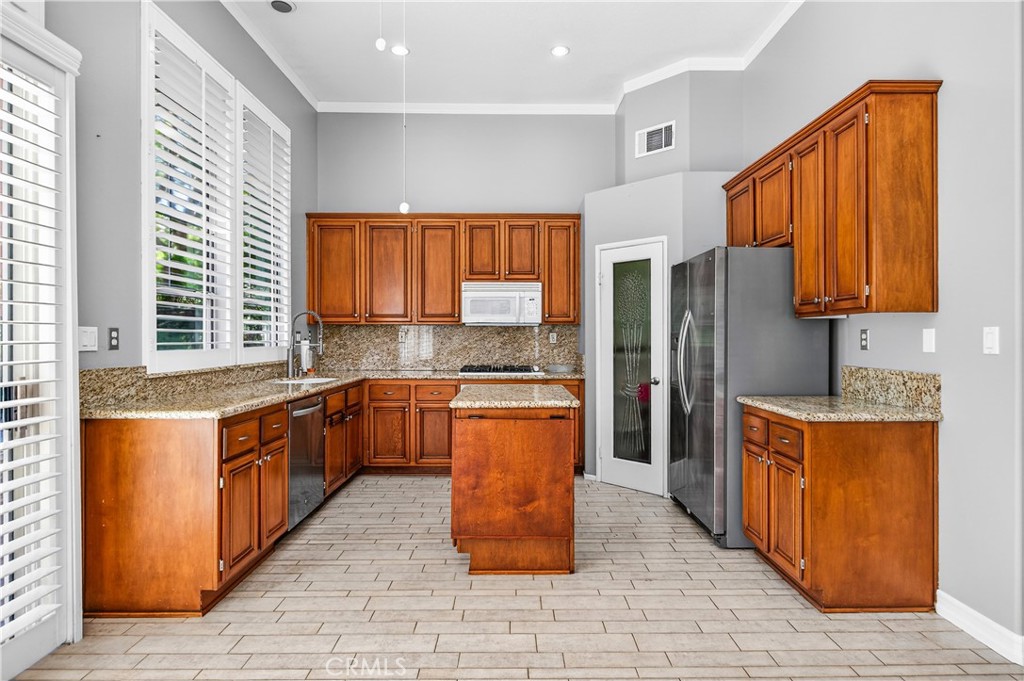 28096 Paseo Hacienda