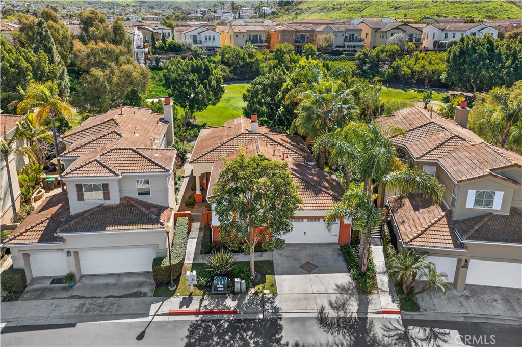 28096 Paseo Hacienda