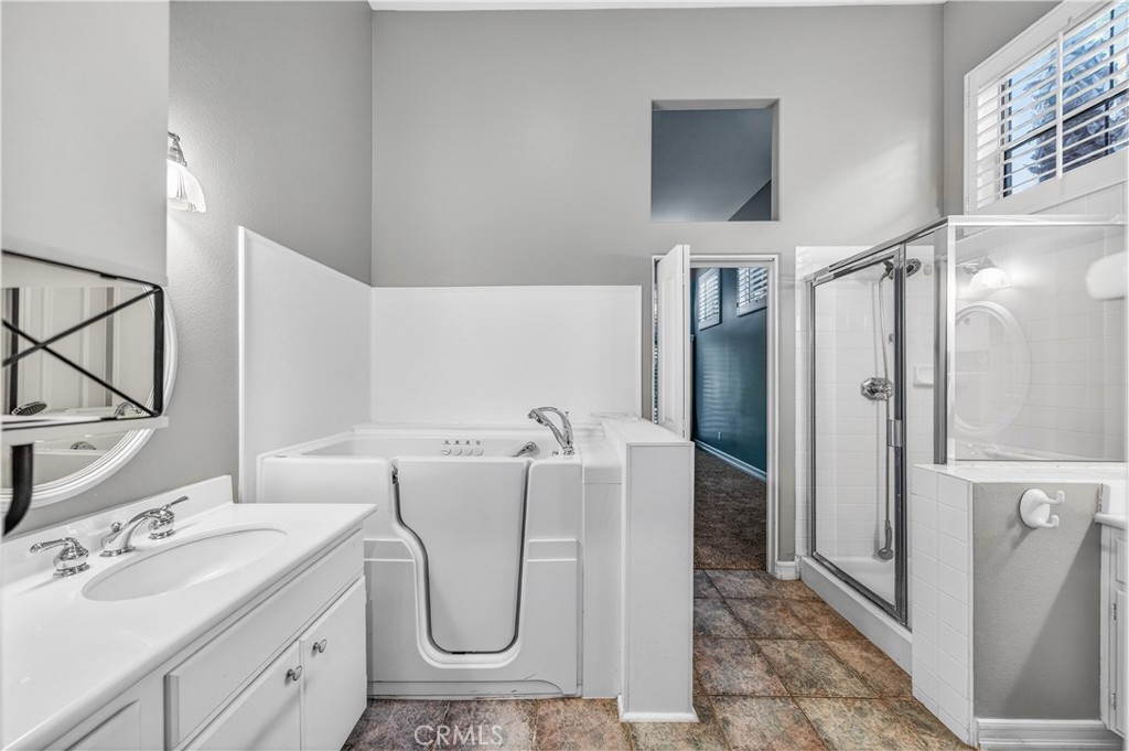 28096 Paseo Hacienda