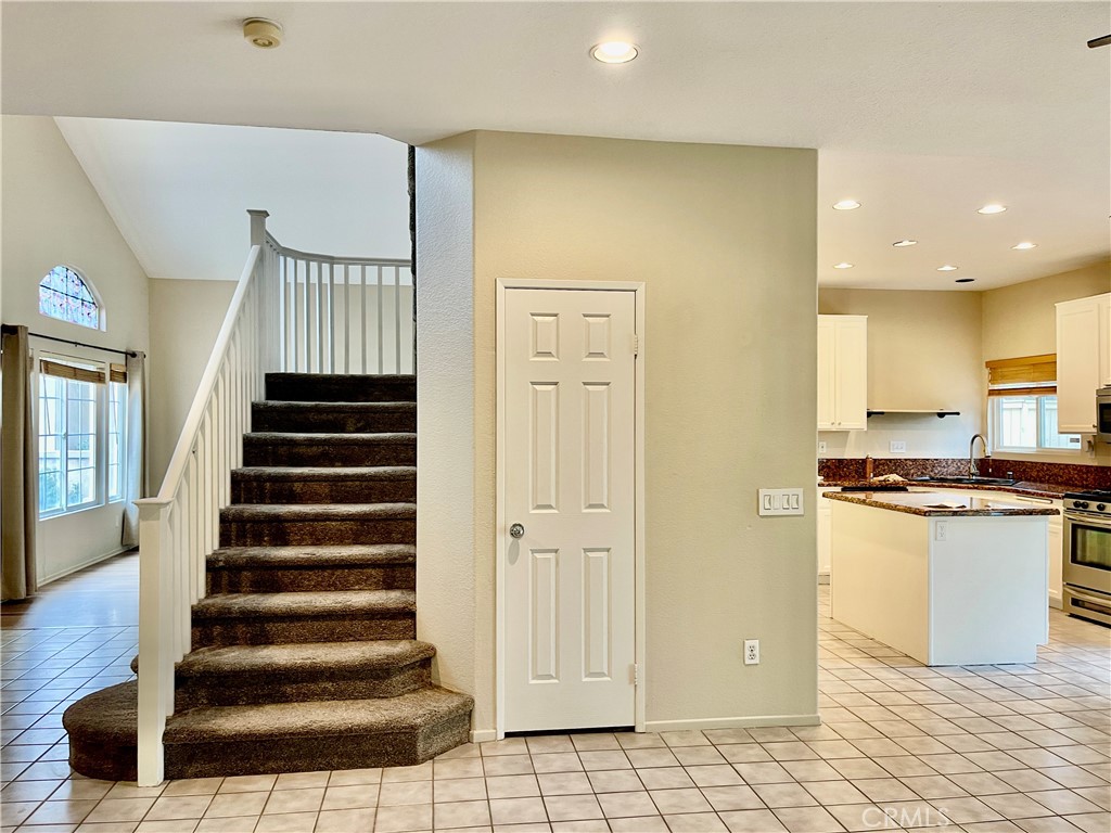 40794 Mountain Pride