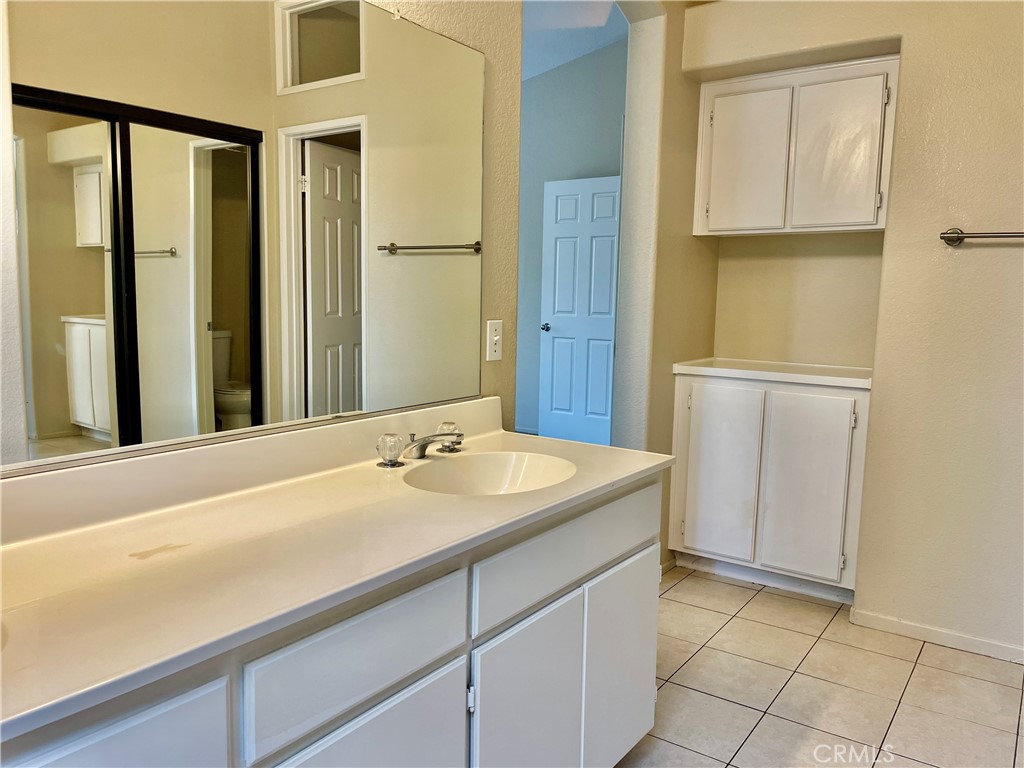 40794 Mountain Pride