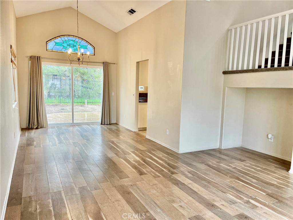 40794 Mountain Pride