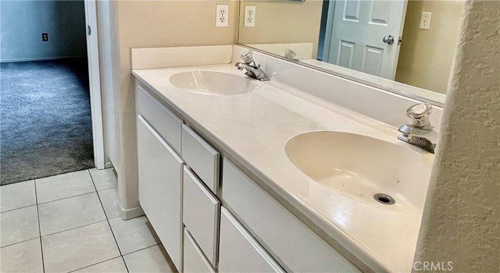 40794 Mountain Pride