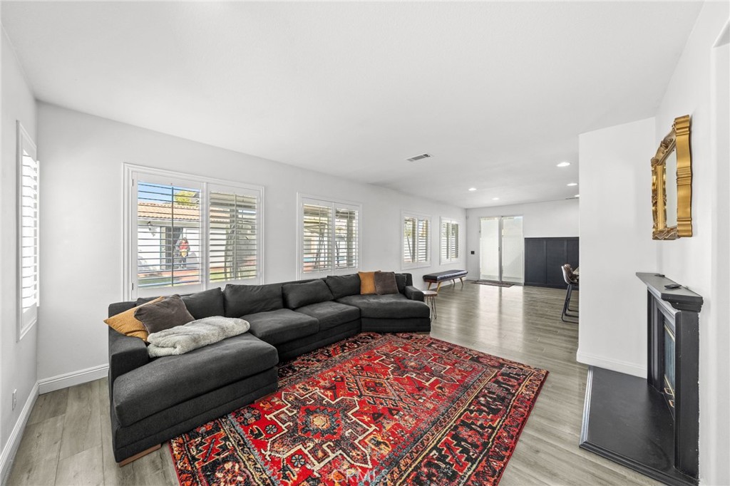 27497 Yellow Wood Way