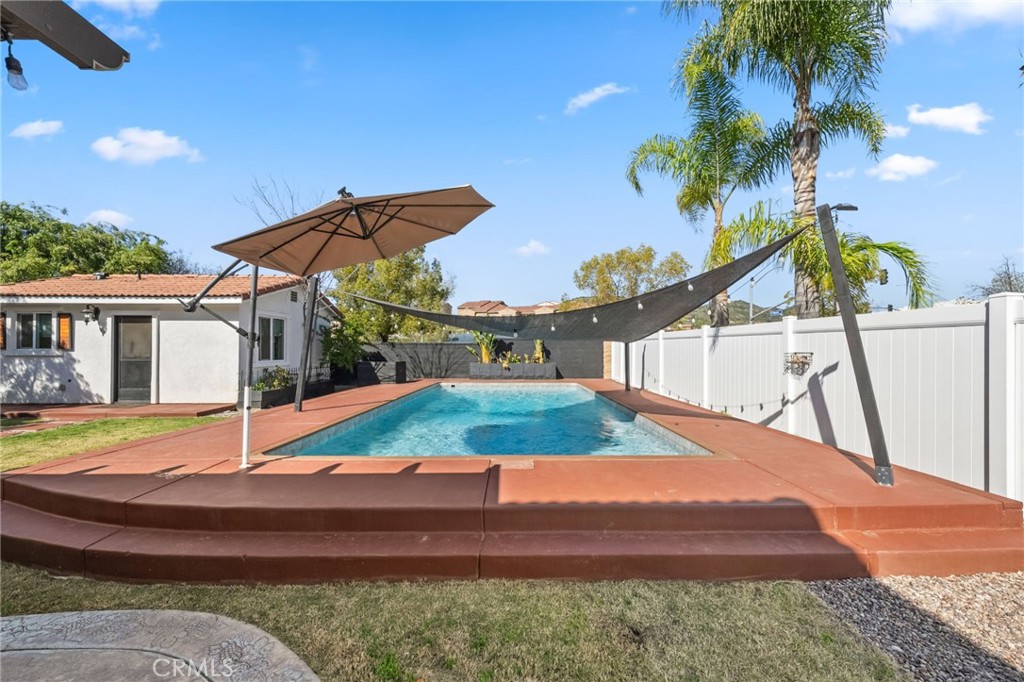 27497 Yellow Wood Way