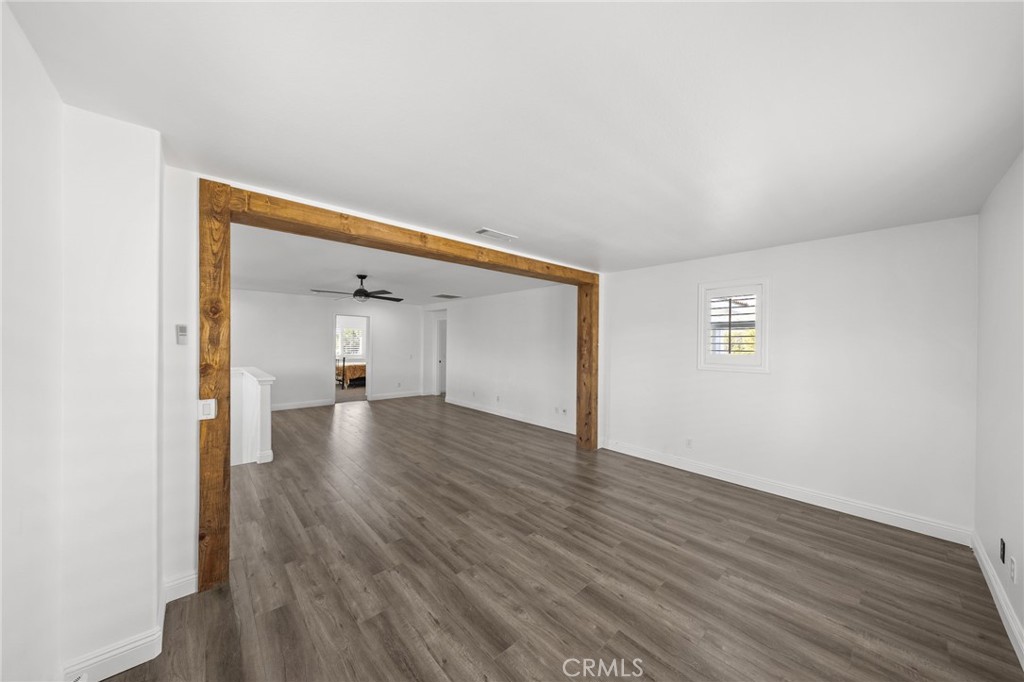 27497 Yellow Wood Way