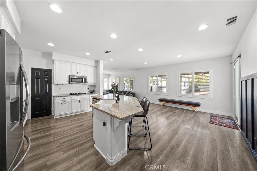 27497 Yellow Wood Way