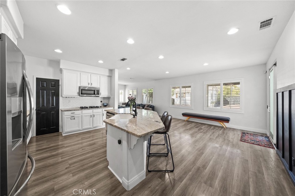 27497 Yellow Wood Way