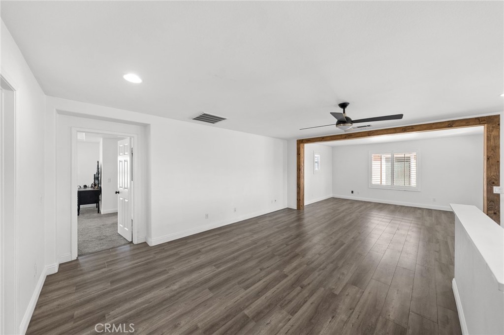 27497 Yellow Wood Way