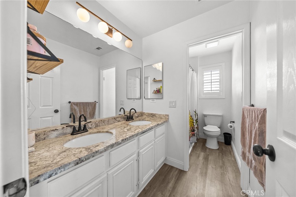 27497 Yellow Wood Way