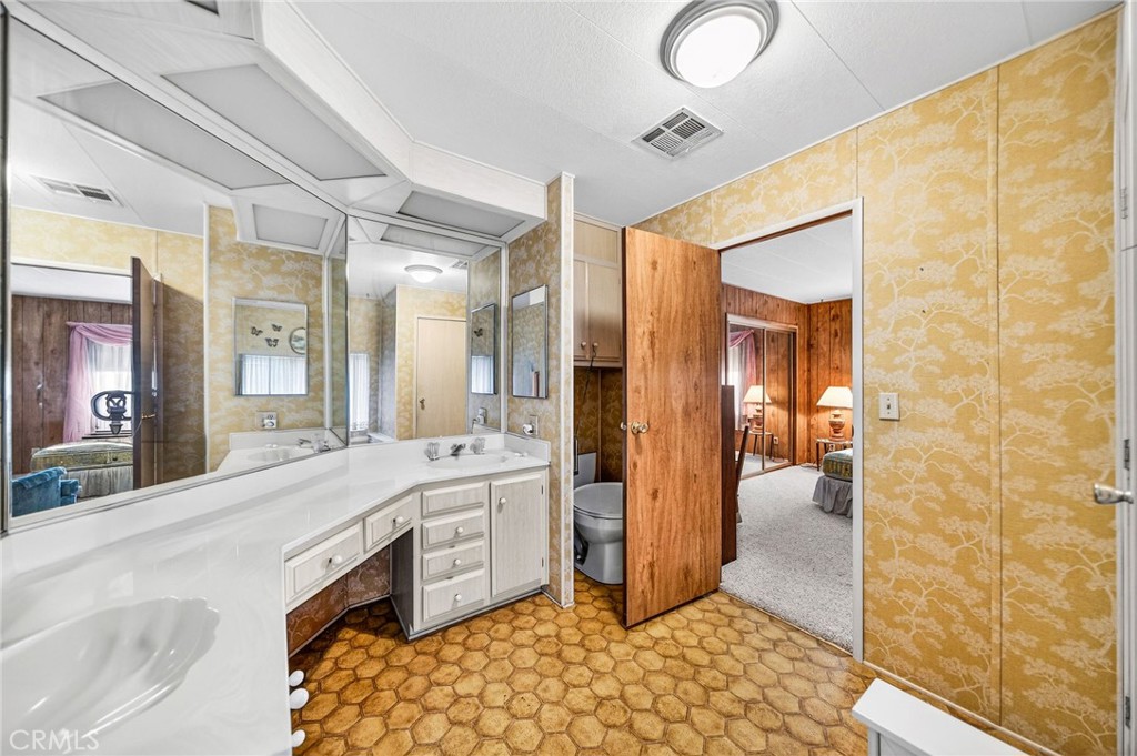 30856 Palmetto Palm Avenue