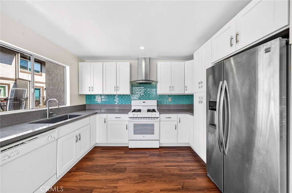 764 N Glendora Avenue