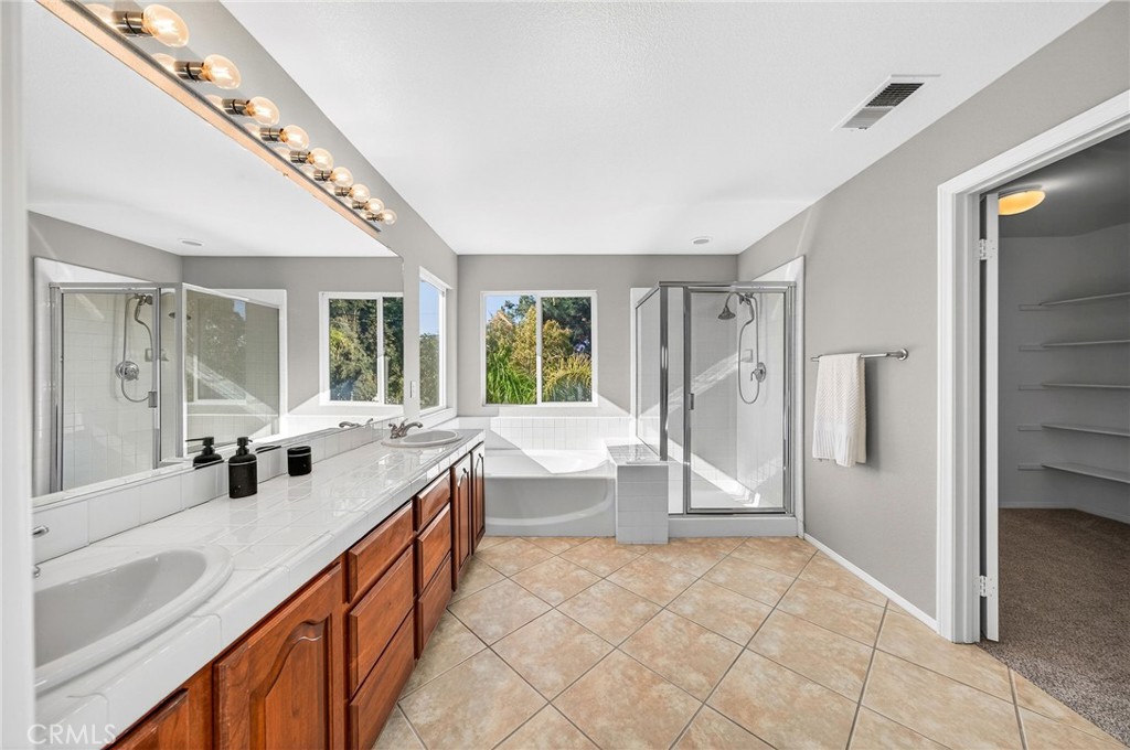 39340 Majestic Circle