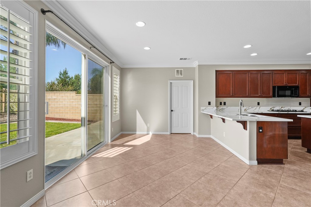 27368 Pumpkin Street