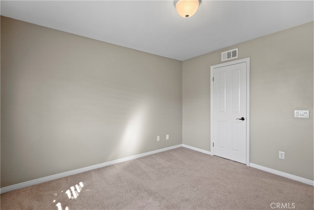 27368 Pumpkin Street