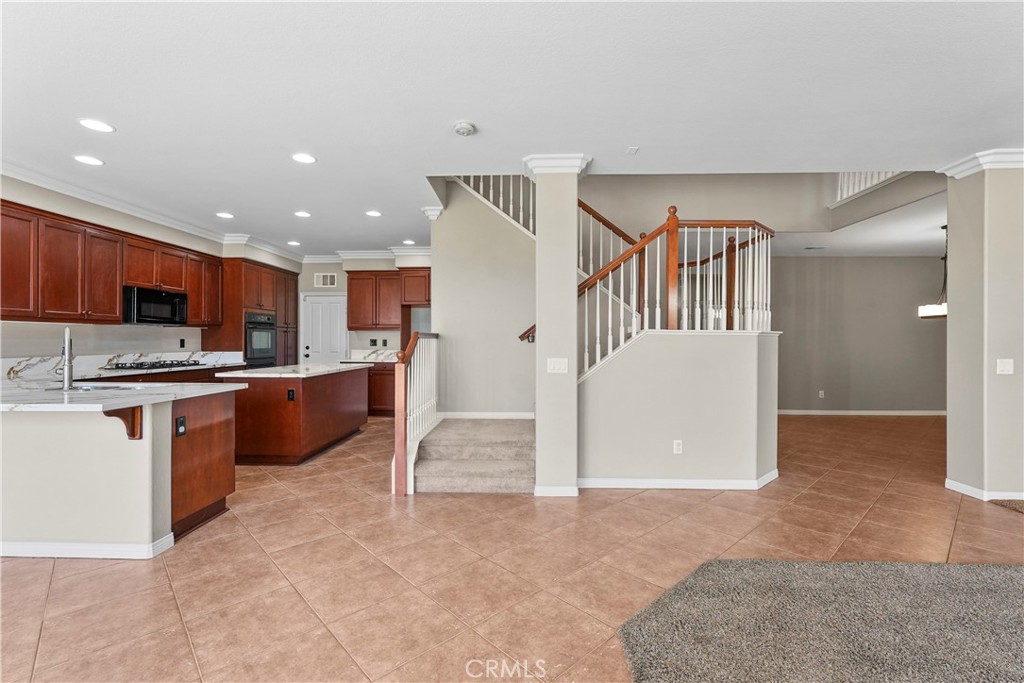 27368 Pumpkin Street