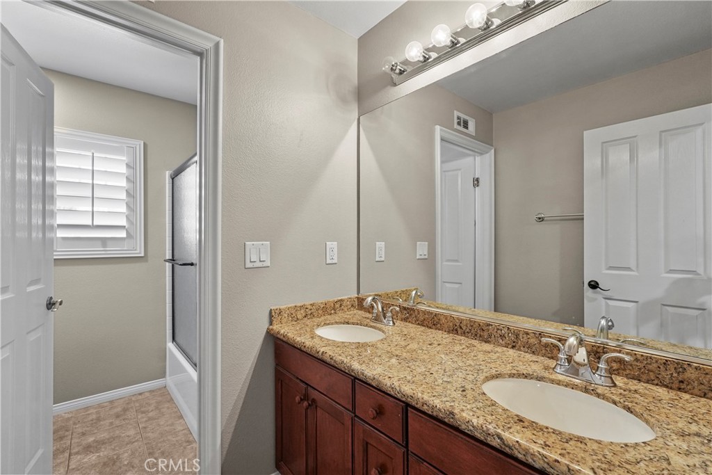 27368 Pumpkin Street