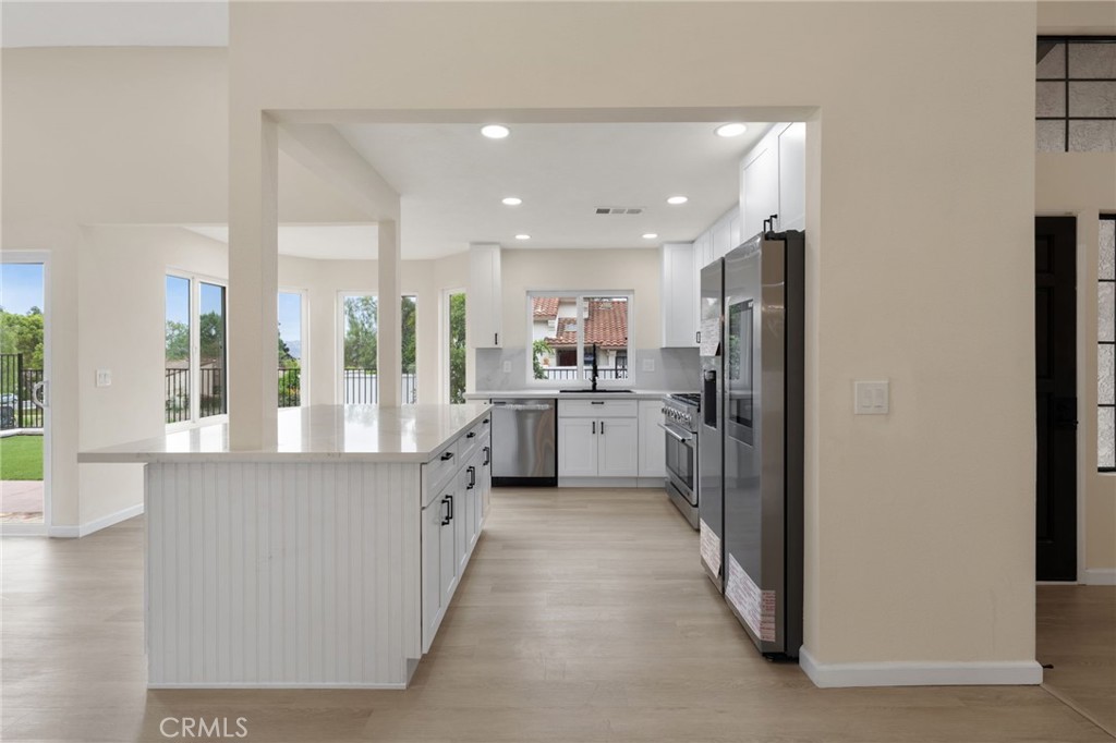 1723 Larkhaven Glen