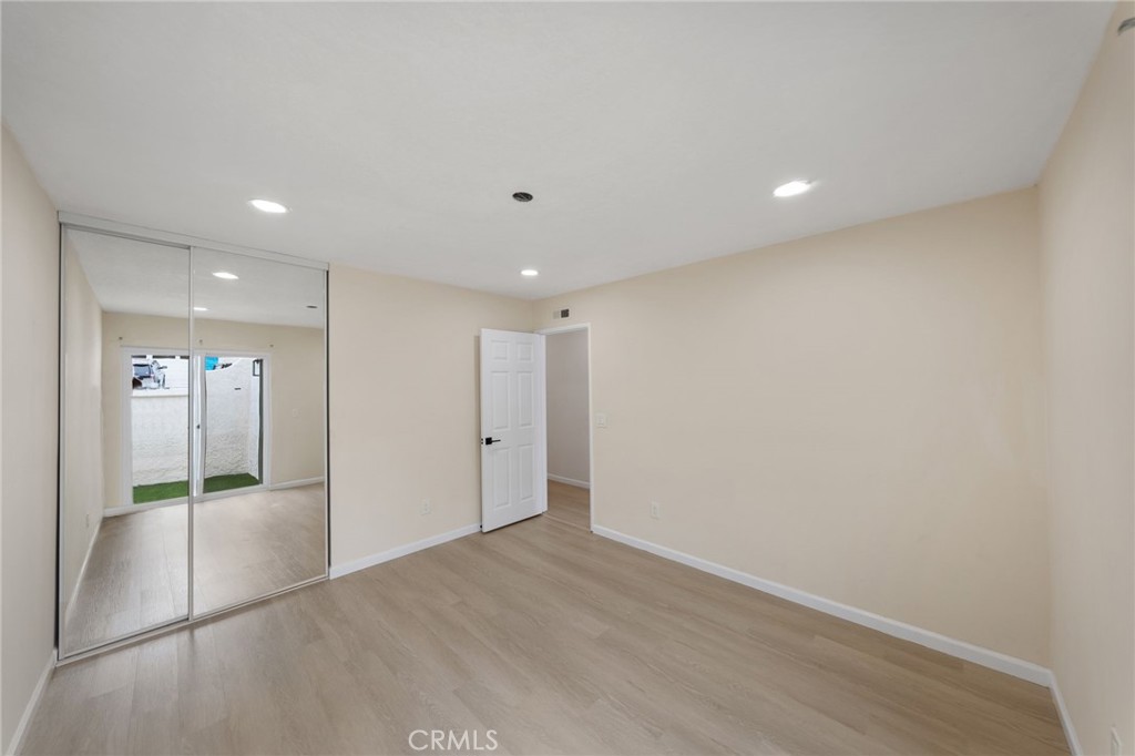 1723 Larkhaven Glen