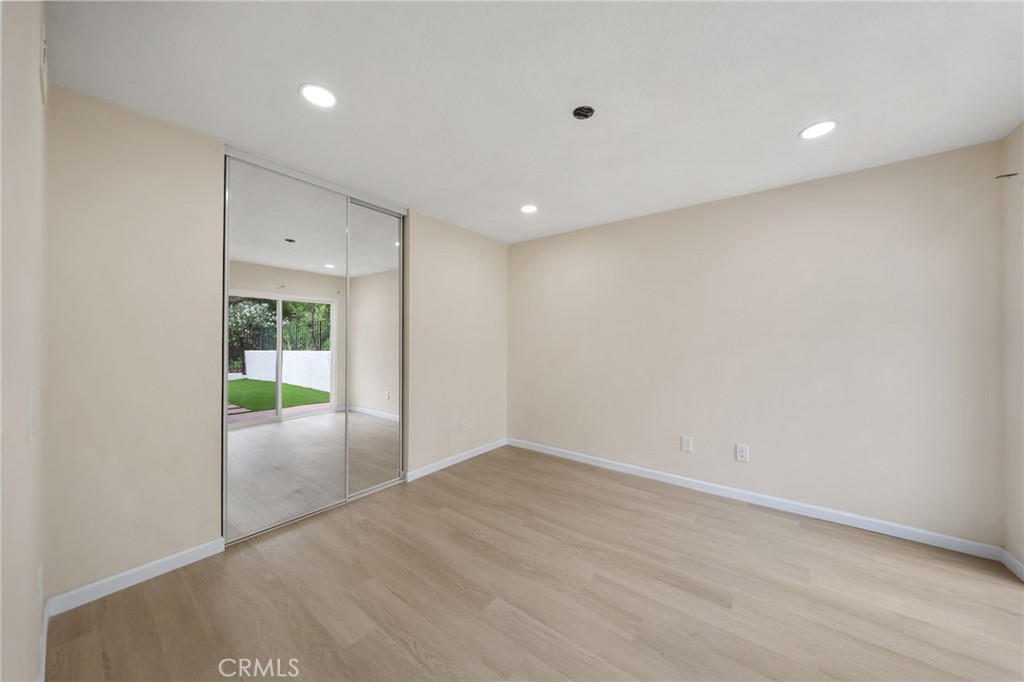 1723 Larkhaven Glen