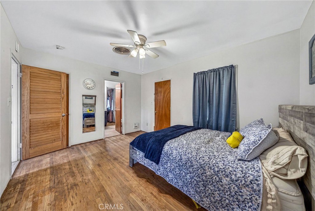 345 S Juanita Street