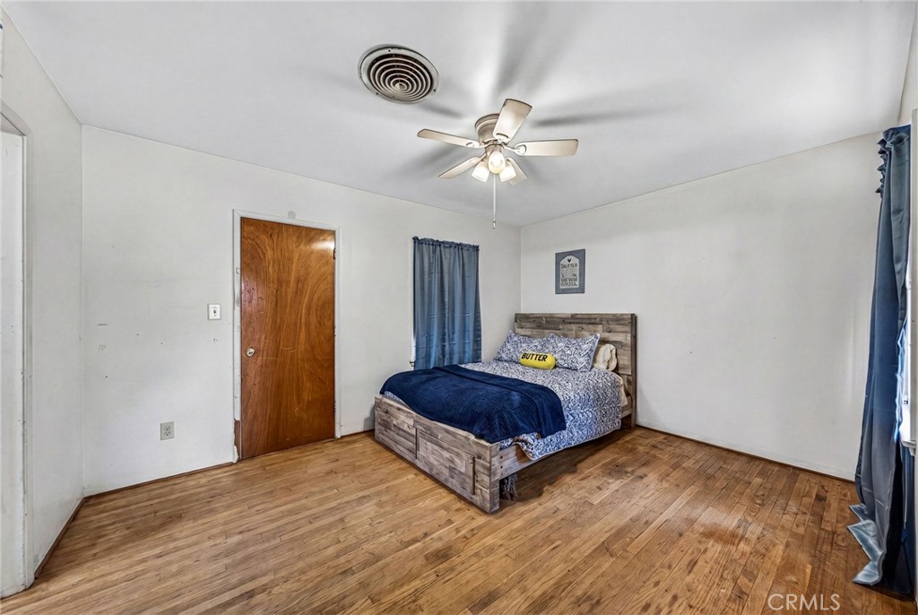 345 S Juanita Street