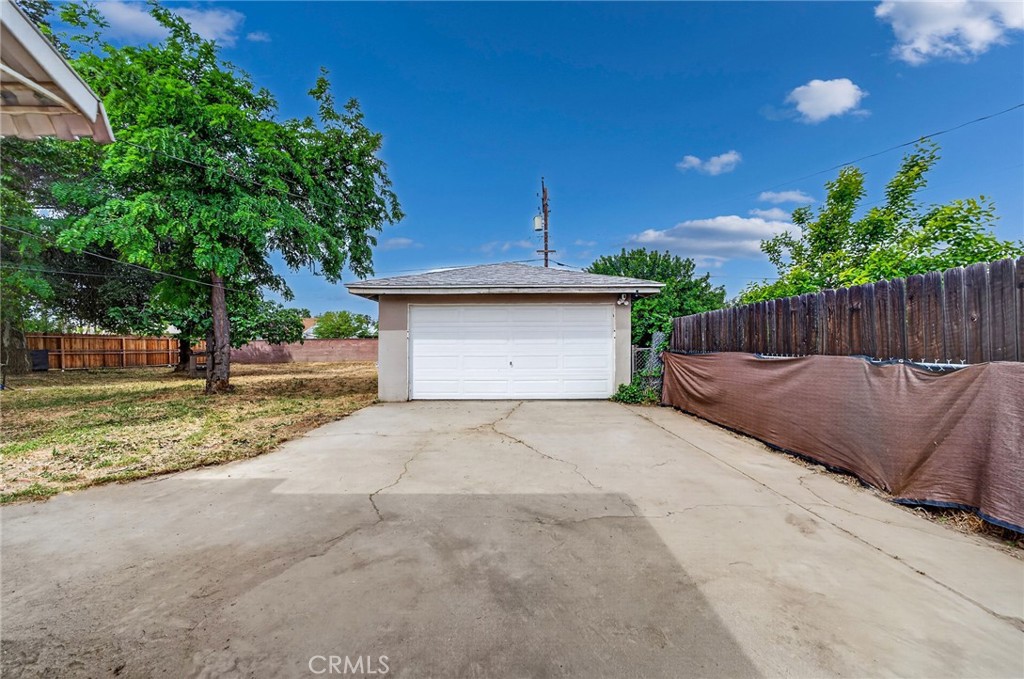 345 S Juanita Street