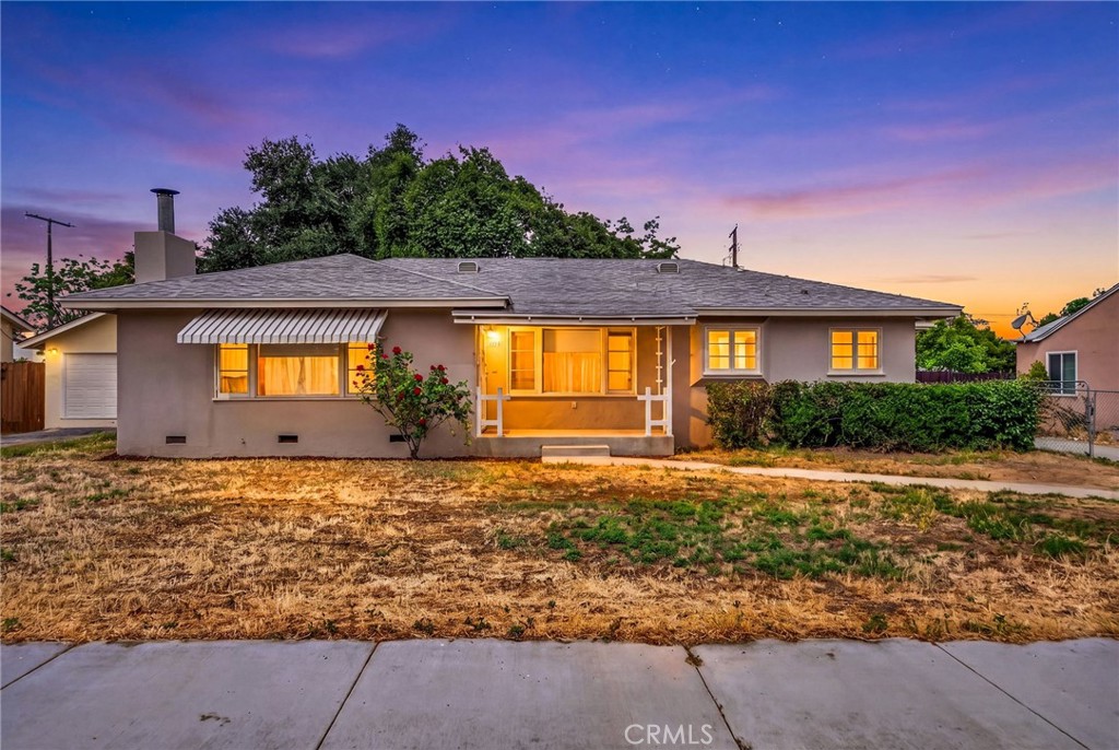 345 S Juanita Street