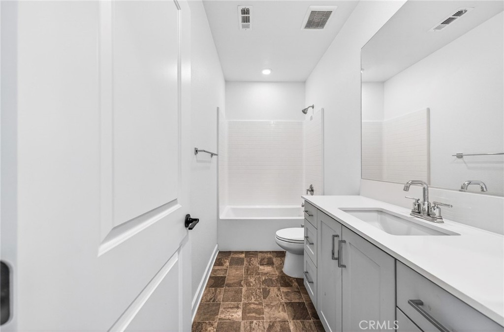 1218 Sunrise View 105