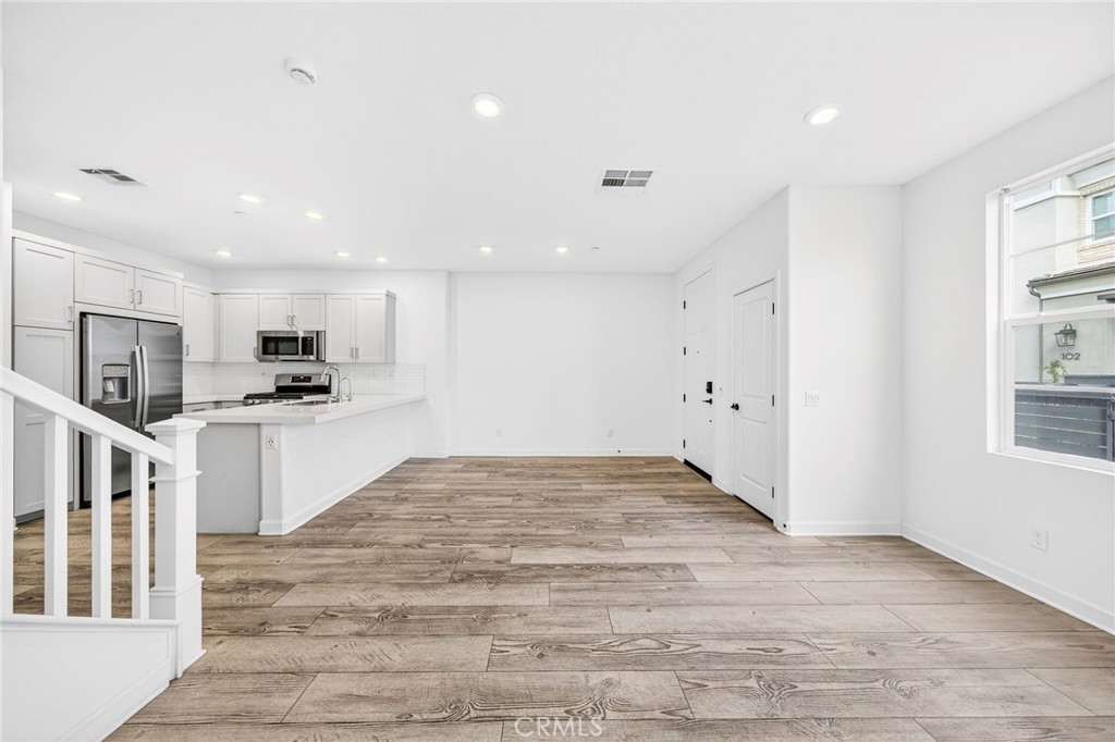 1218 Sunrise View 105