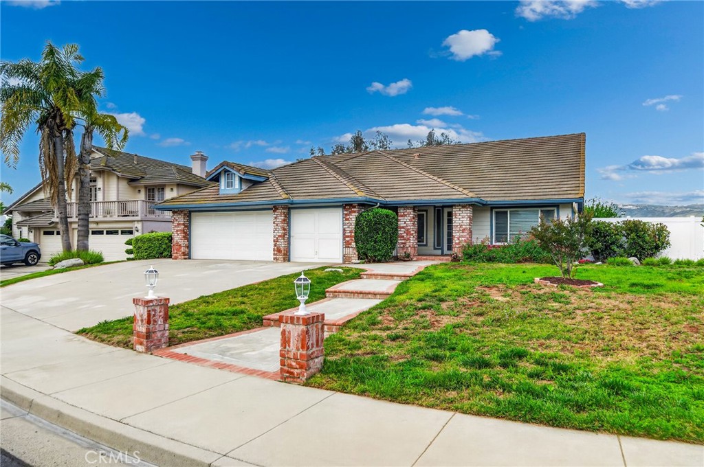 23045 Sweetbay Circle